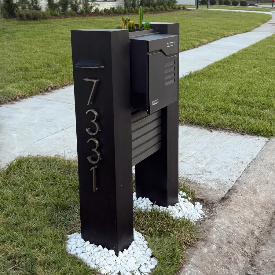 Dream Mailboxe installation