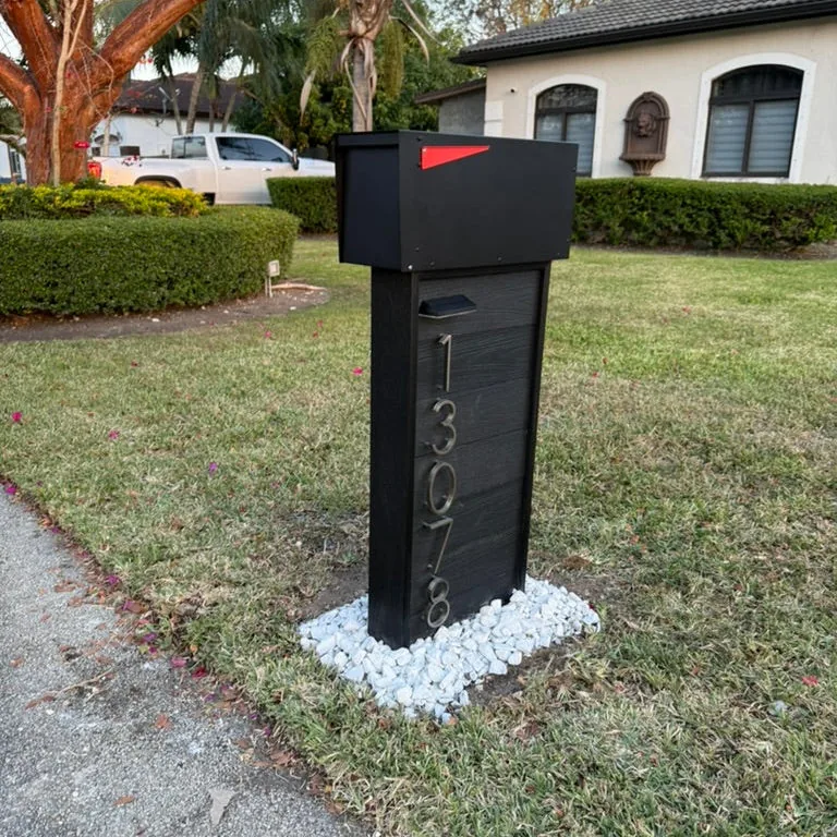 Composite Mailbox